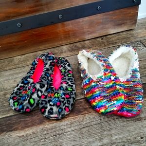 GIRLS indoor slippers